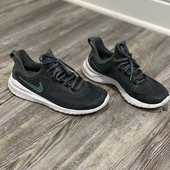 Nike Renew - Picture 3 of 3